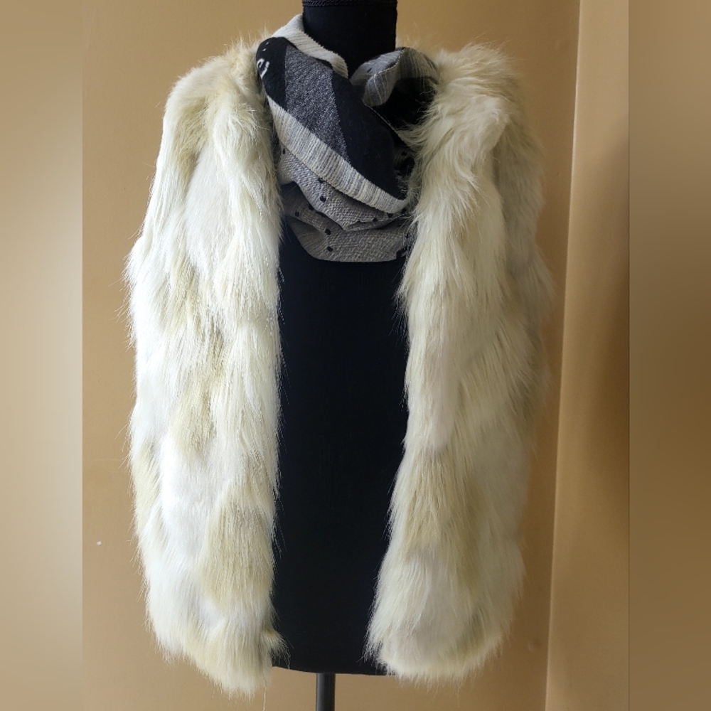 Vest (faux fur)